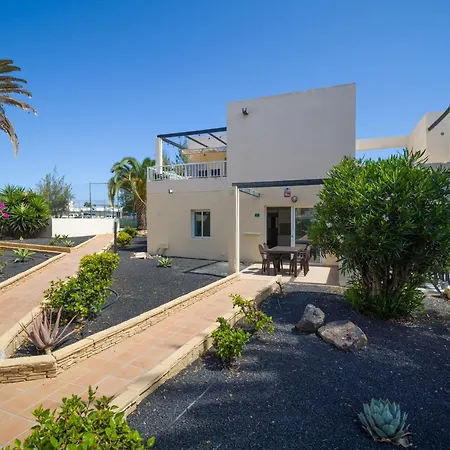 Apartamento Vivienda Recien Reformada, Comoda Y Agradable En - For Guest Corralejo